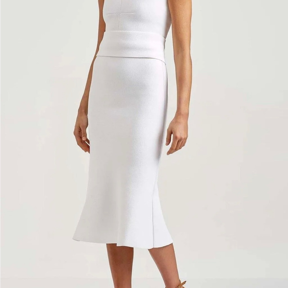Scanlan Theodore white crepe knit dress with belt small - Picture 2 of 9